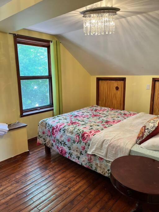 Petite Maison 2 Bedrooms Lévis Eksteriør billede